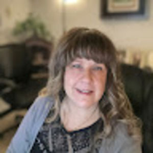 Meet your Posher, Christine